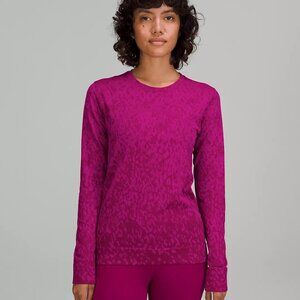 Swiftly Relaxed-Fit Long Sleeve Shirt in Covered Camo Magenta Purple